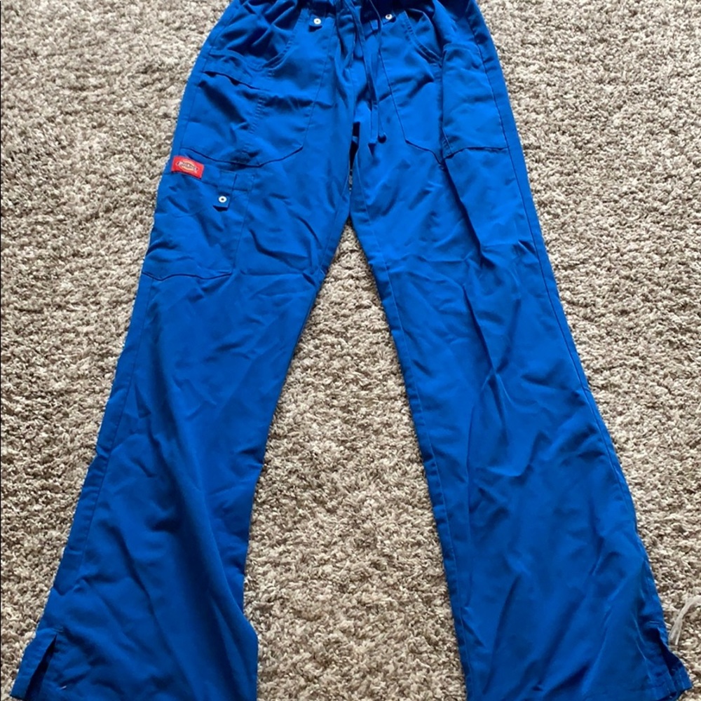 Scrub pants